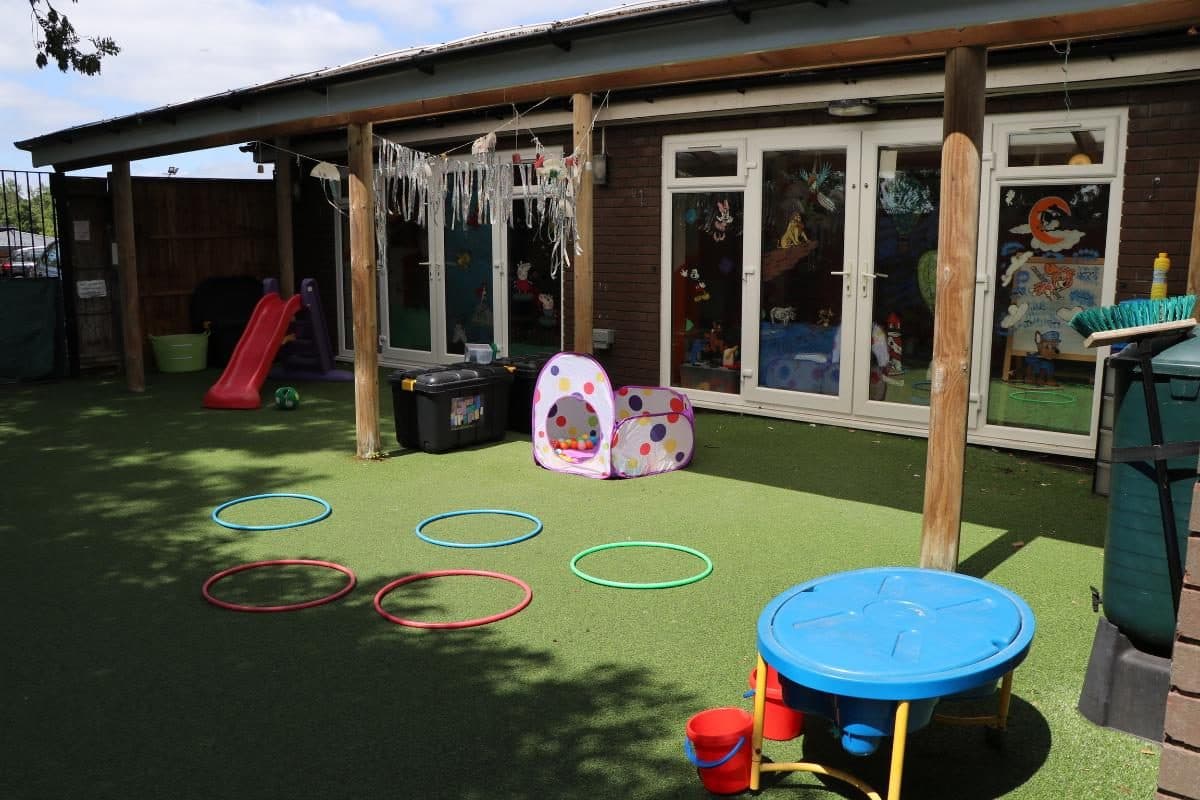 Why outdoor play matters so much in the early years